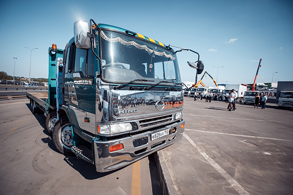 Фестиваль ретро техники «HINO Festival»