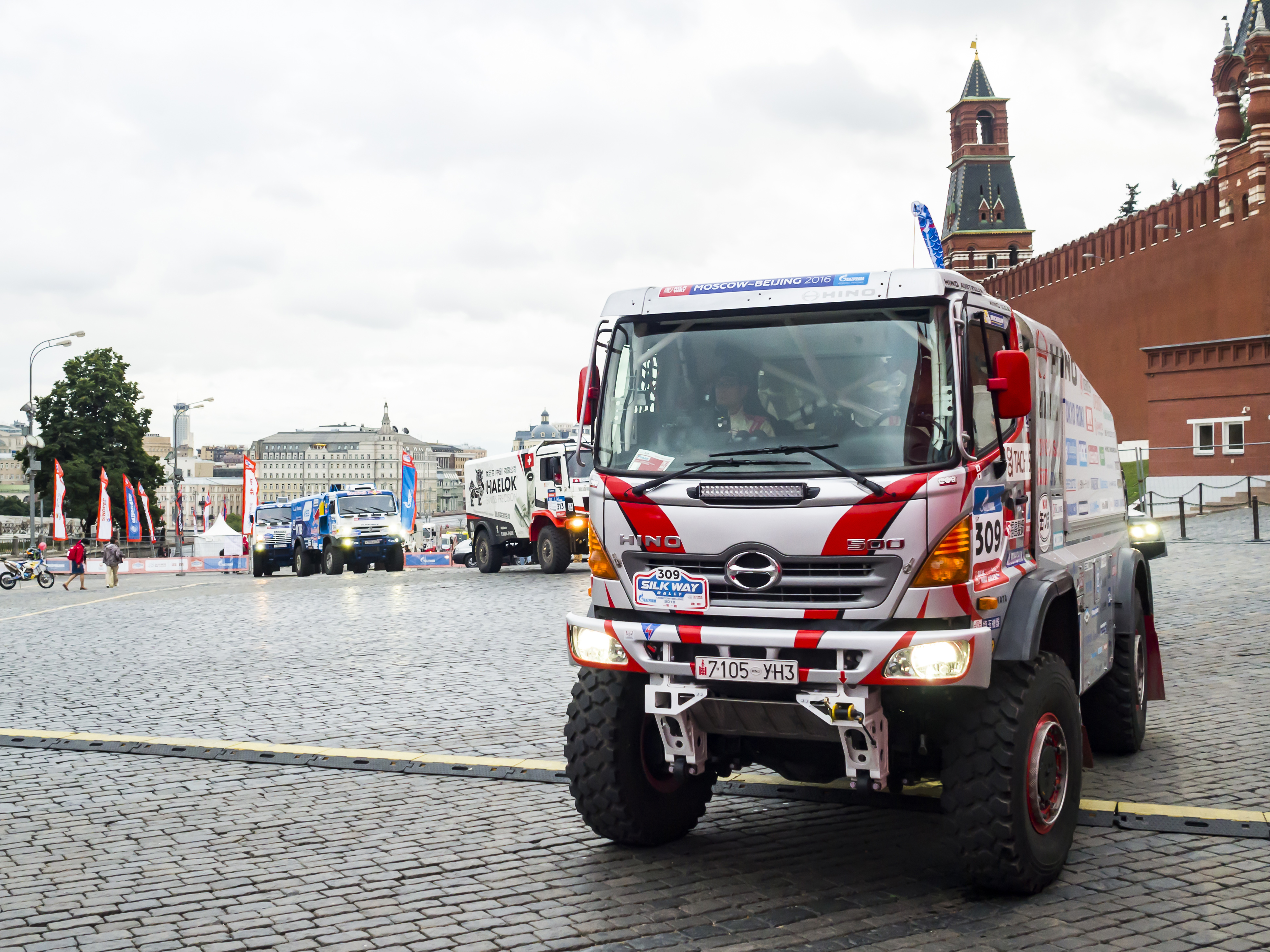 Ралли-рейд «Шелковый путь» стартовал