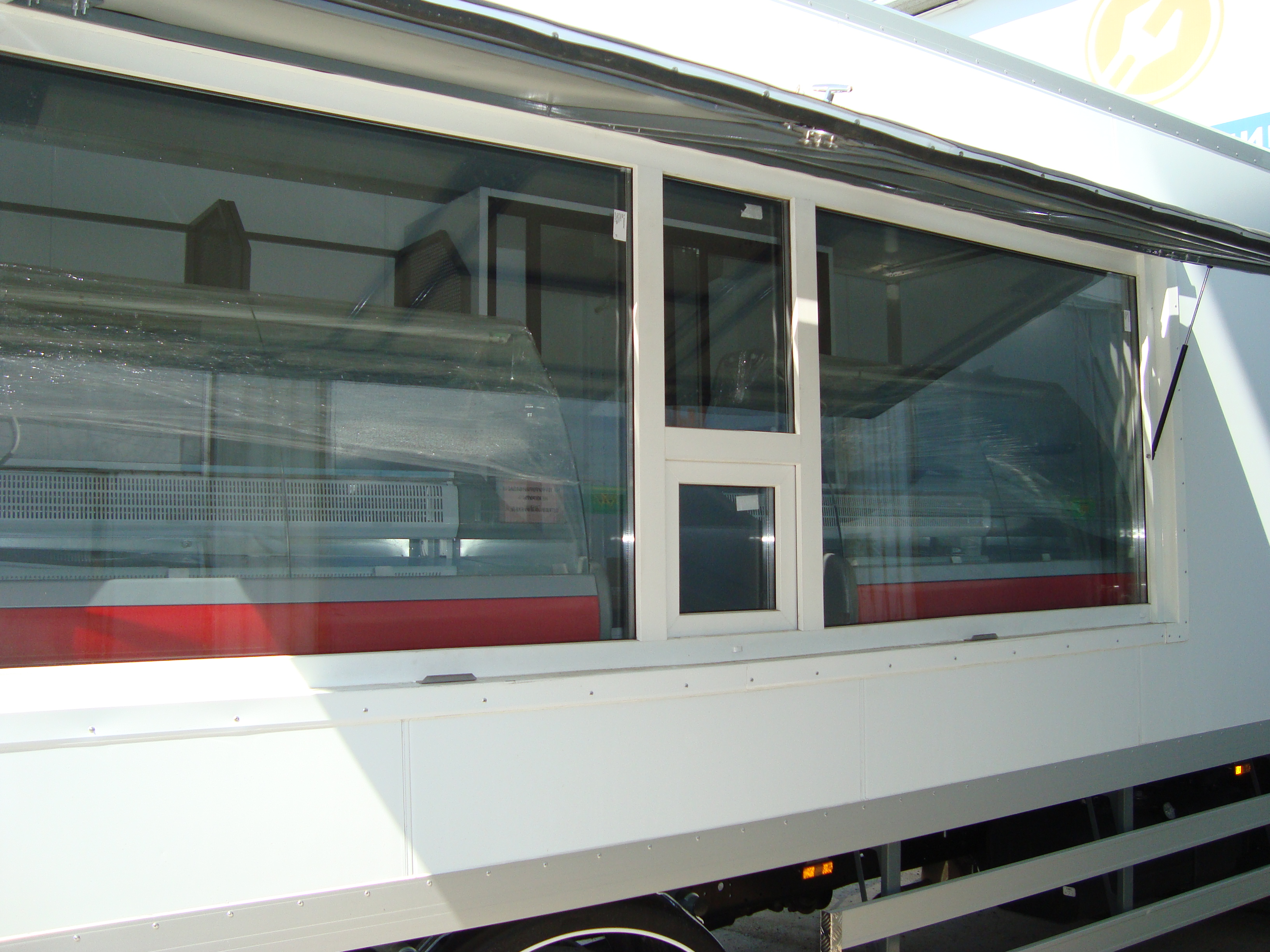 Автолавка HINO теперь в Сибири