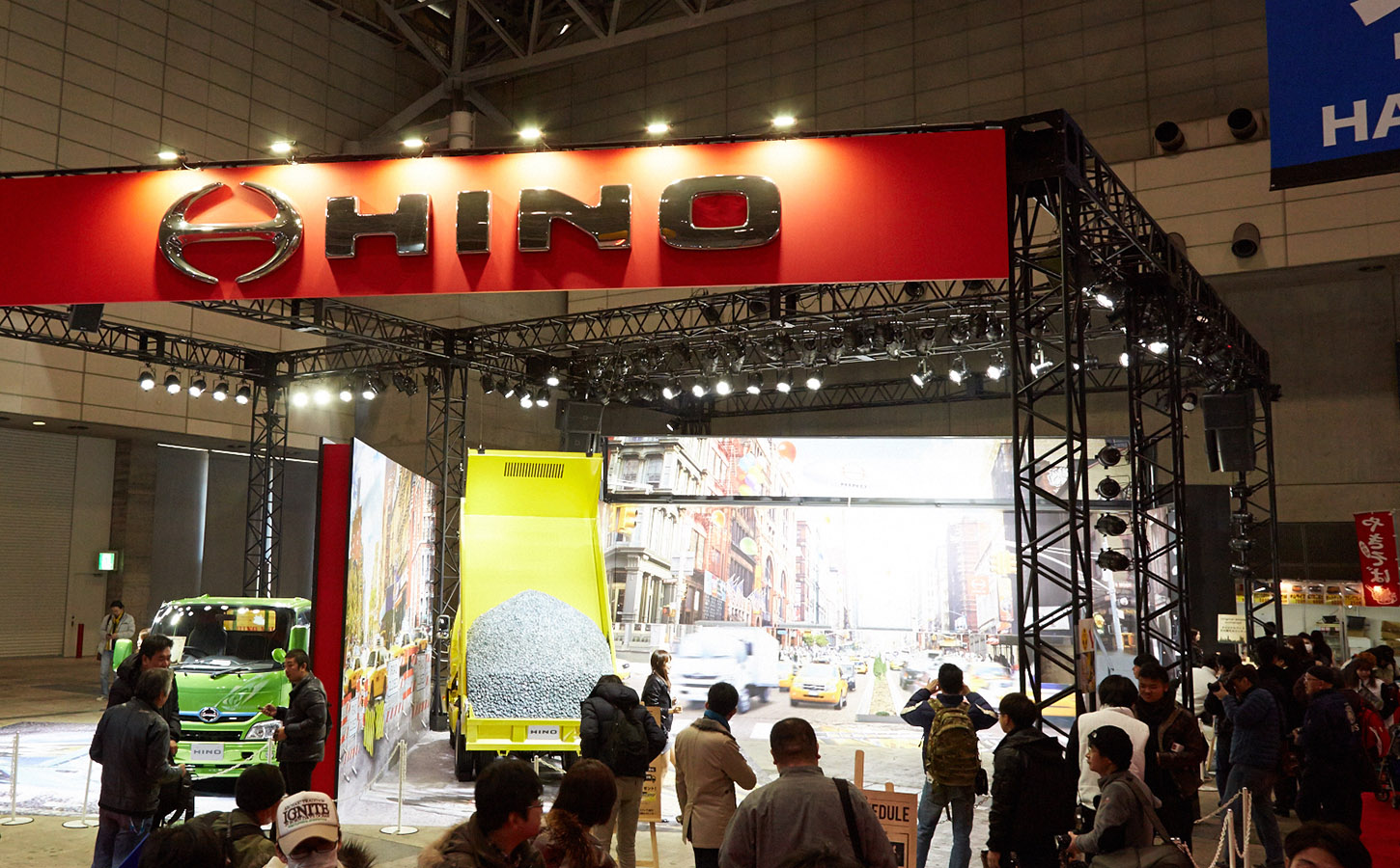 HINO на Токийском автосалоне 2015