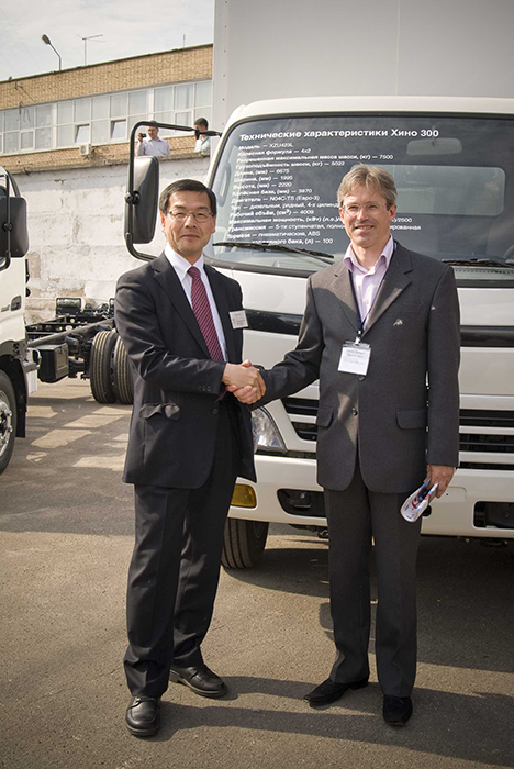 Презентация дилерского центра ООО «Техцентр ХИНО – МОСКВА»