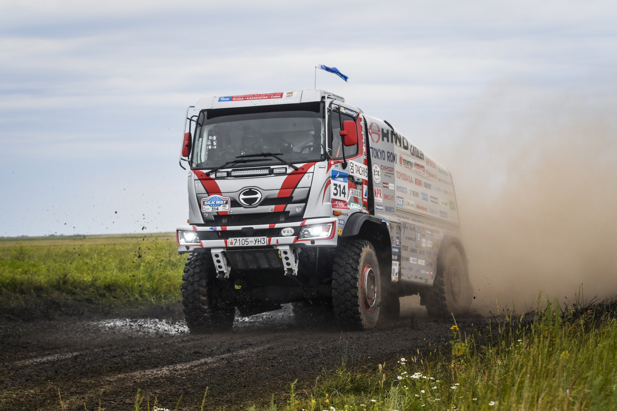 Команда HINO – успешно пройден «Шёлковый путь» 2017!