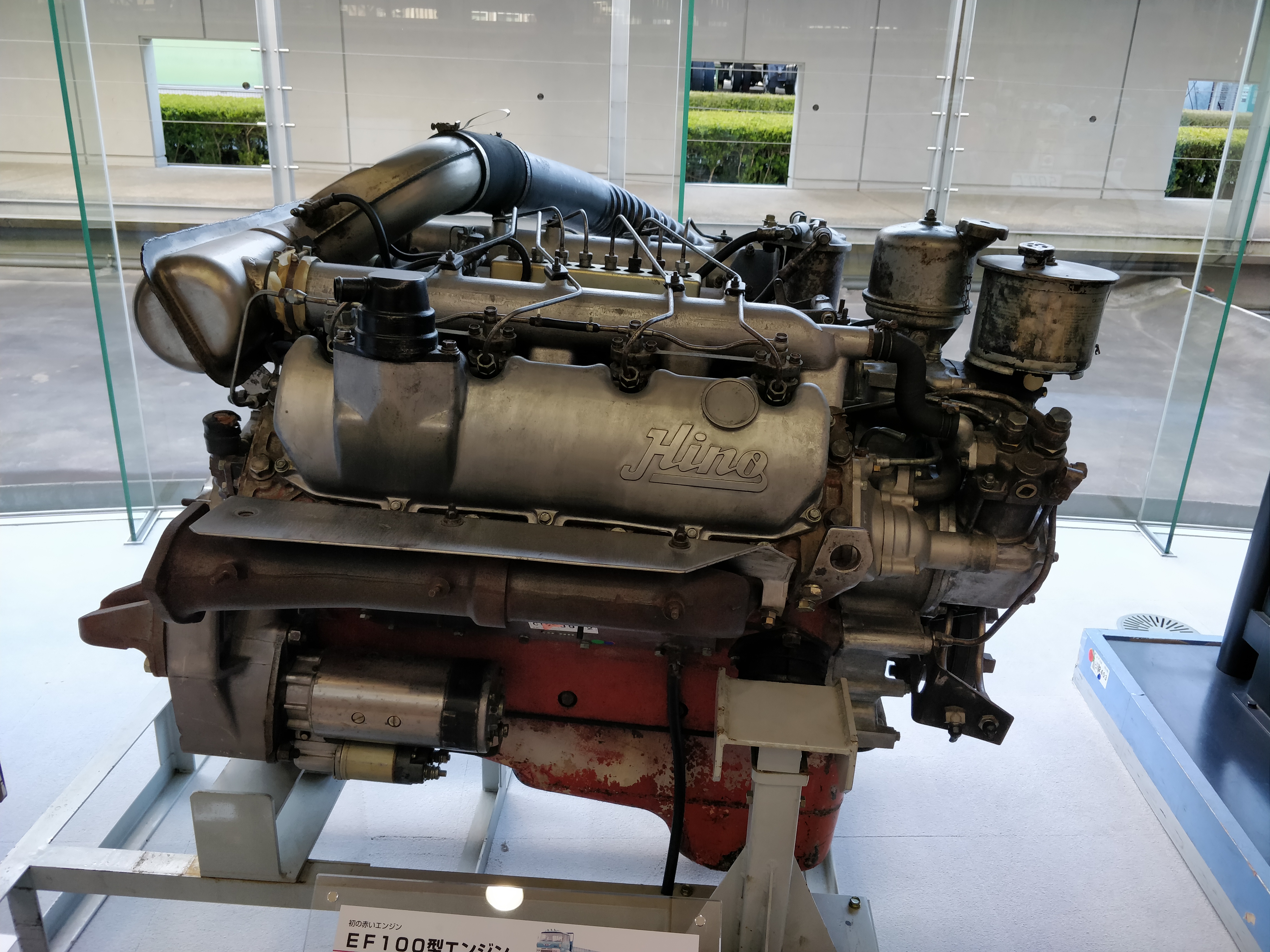 Представители лучших дилерских центров Hino посетили Японию