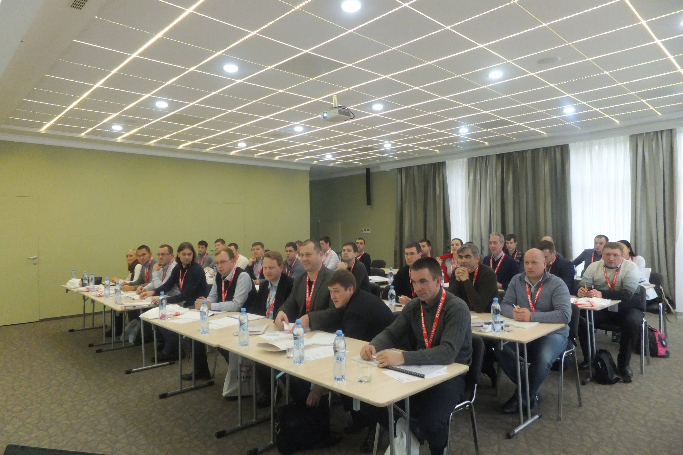 1-й семинар по Запасным Частям HINO