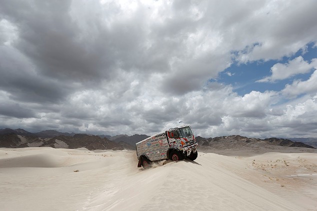 7-я подряд победа HINO на «Дакаре»