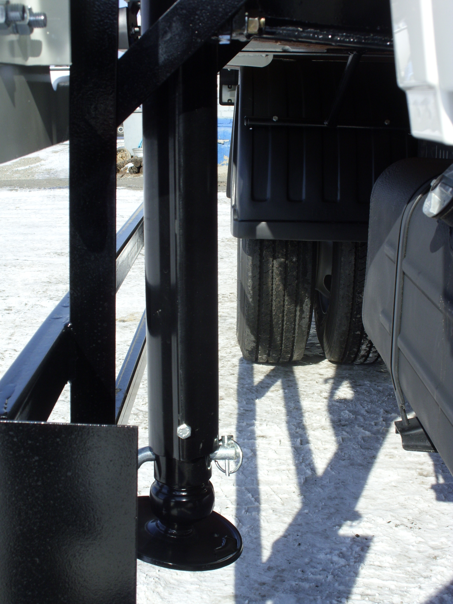 HINO с двойной кабиной для компании «Роснефть»