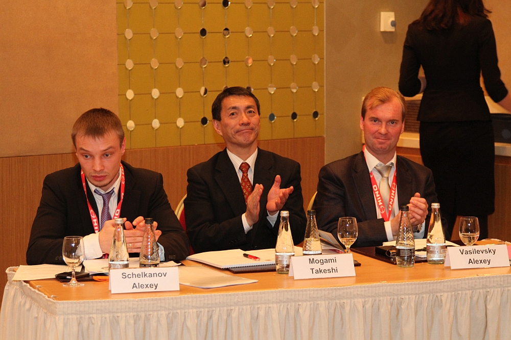 Компания HINO подвела итоги 2014 года и представила нового президента  ООО «Хино Моторс Сэйлс»