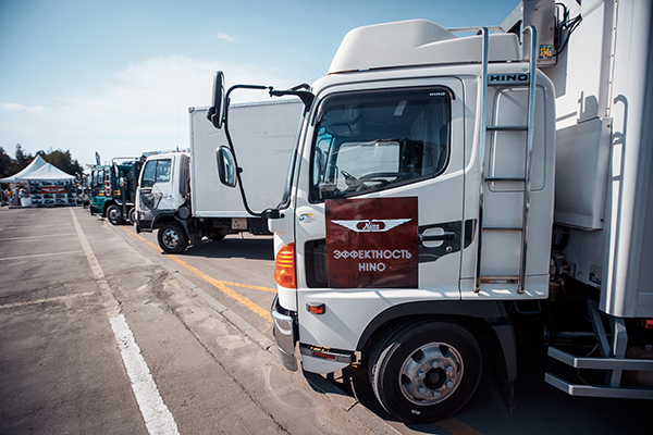 Фестиваль ретро техники «HINO Festival»