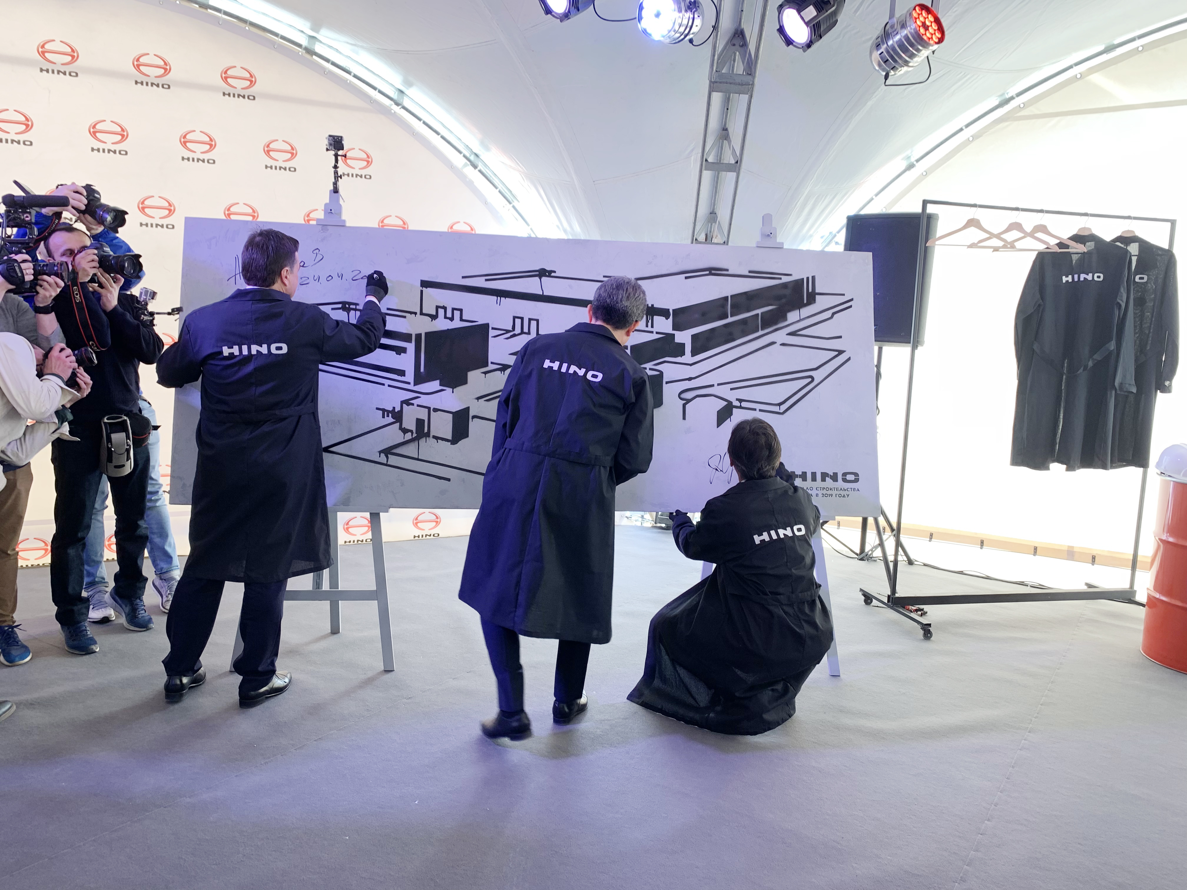 Старт строительства завода HINO в России