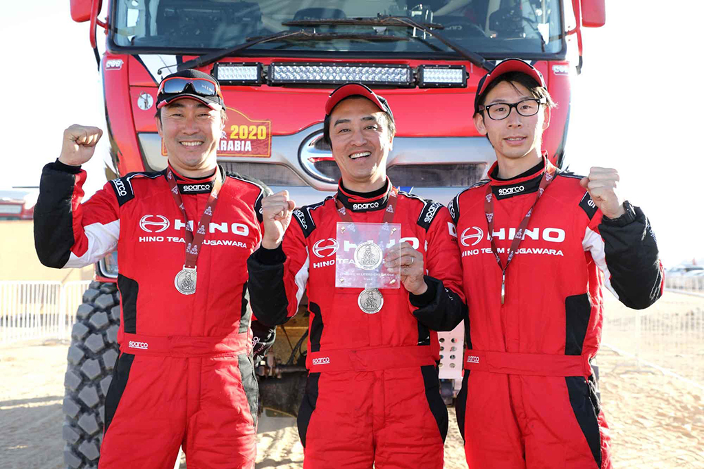 Грузовик Hino финишировал в ралли «Дакар-2020»