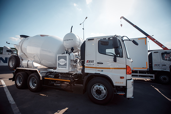 Фестиваль ретро техники «HINO Festival»