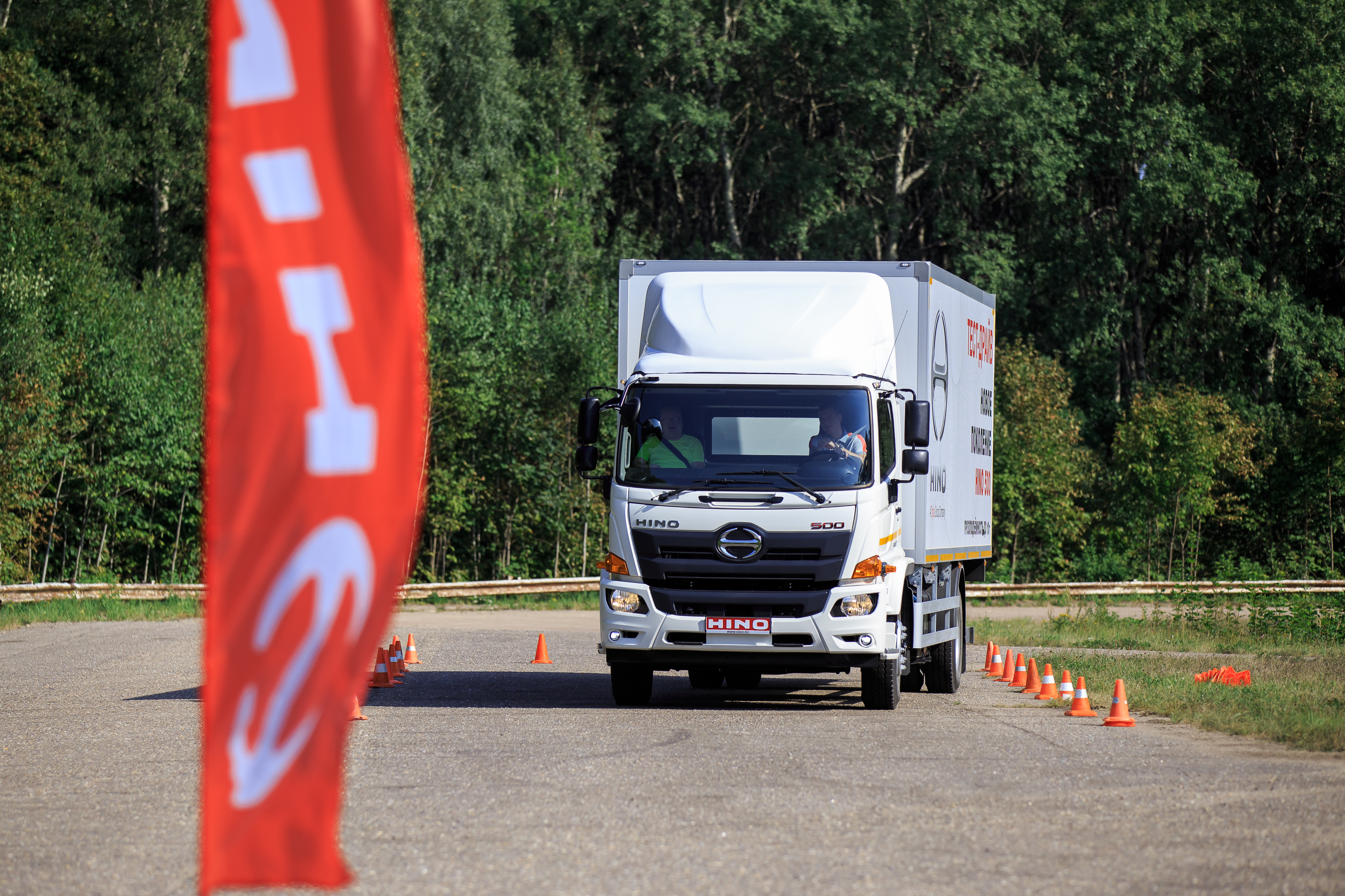 Тест-драйв нового поколения HINO 500 GH