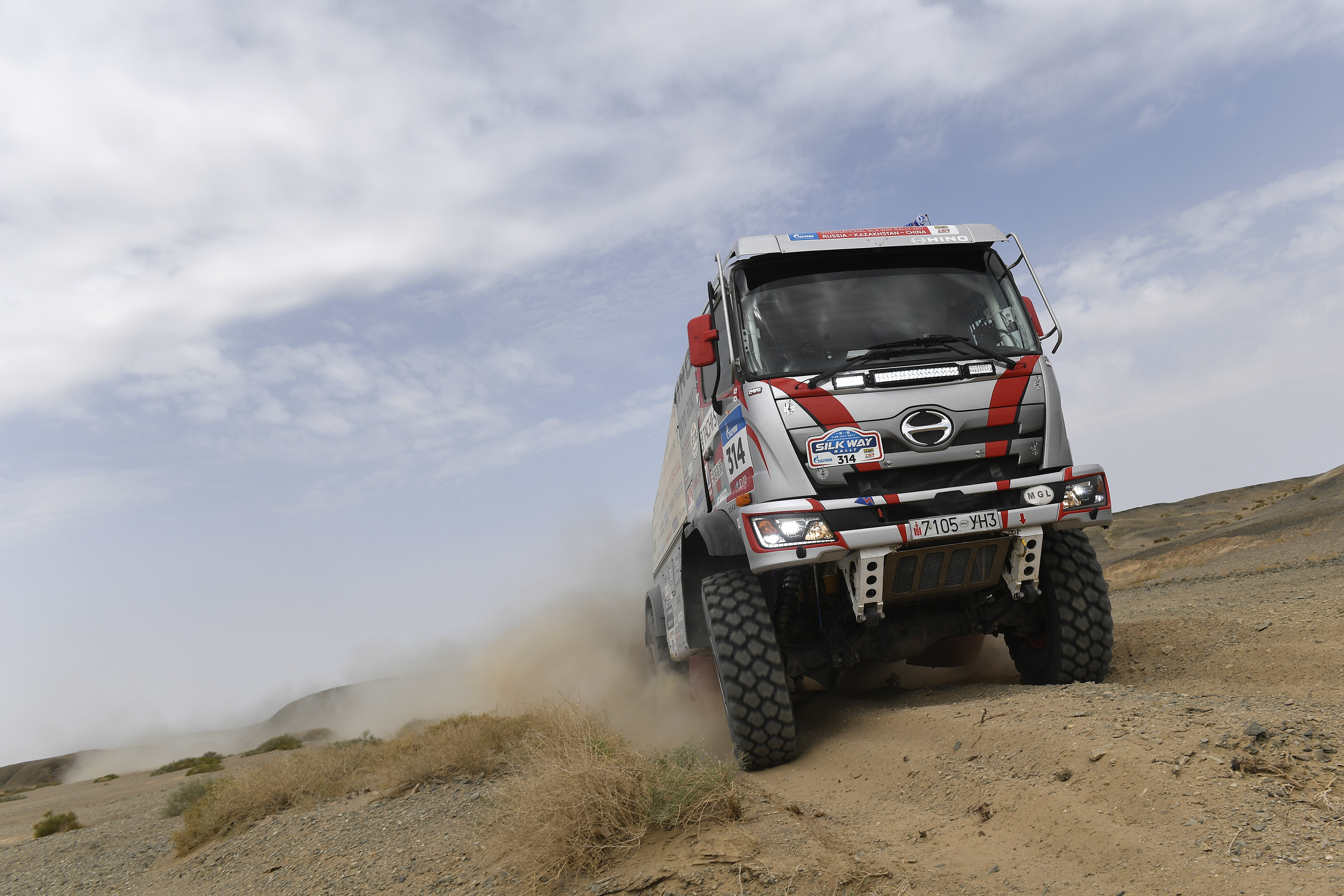 Команда HINO – успешно пройден «Шёлковый путь» 2017!