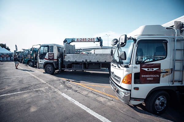 Фестиваль ретро техники «HINO Festival»