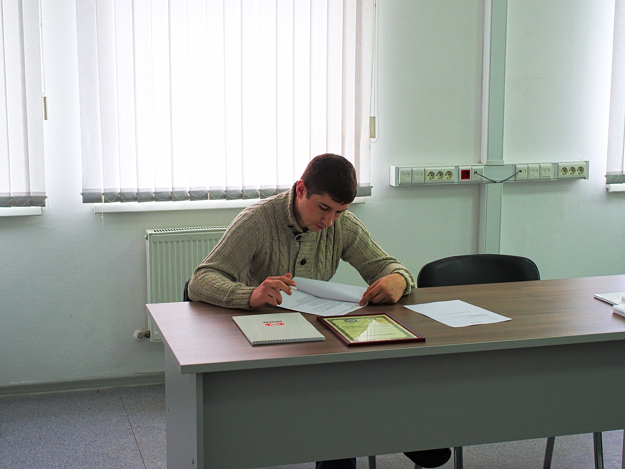 Тренинг для дилеров HINO: Двигатель J08E-UR