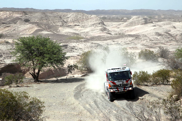 5-я победа команды HINO в Ралли «Дакар-2014»!
