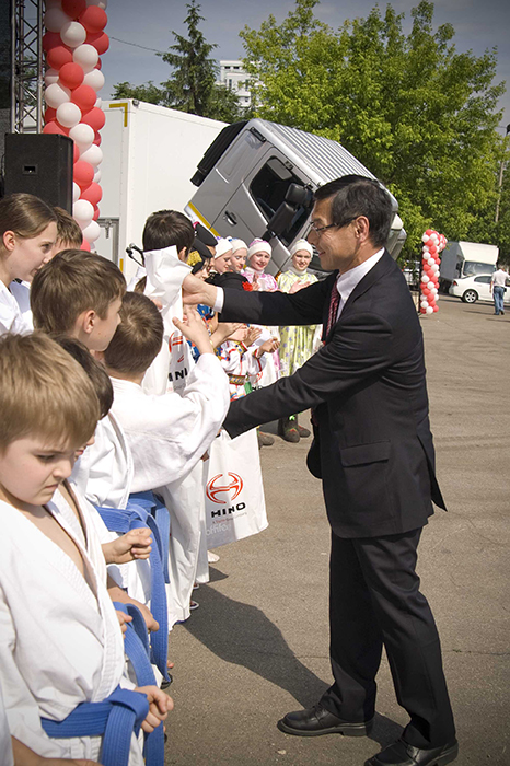 Презентация дилерского центра ООО «Техцентр ХИНО – МОСКВА»