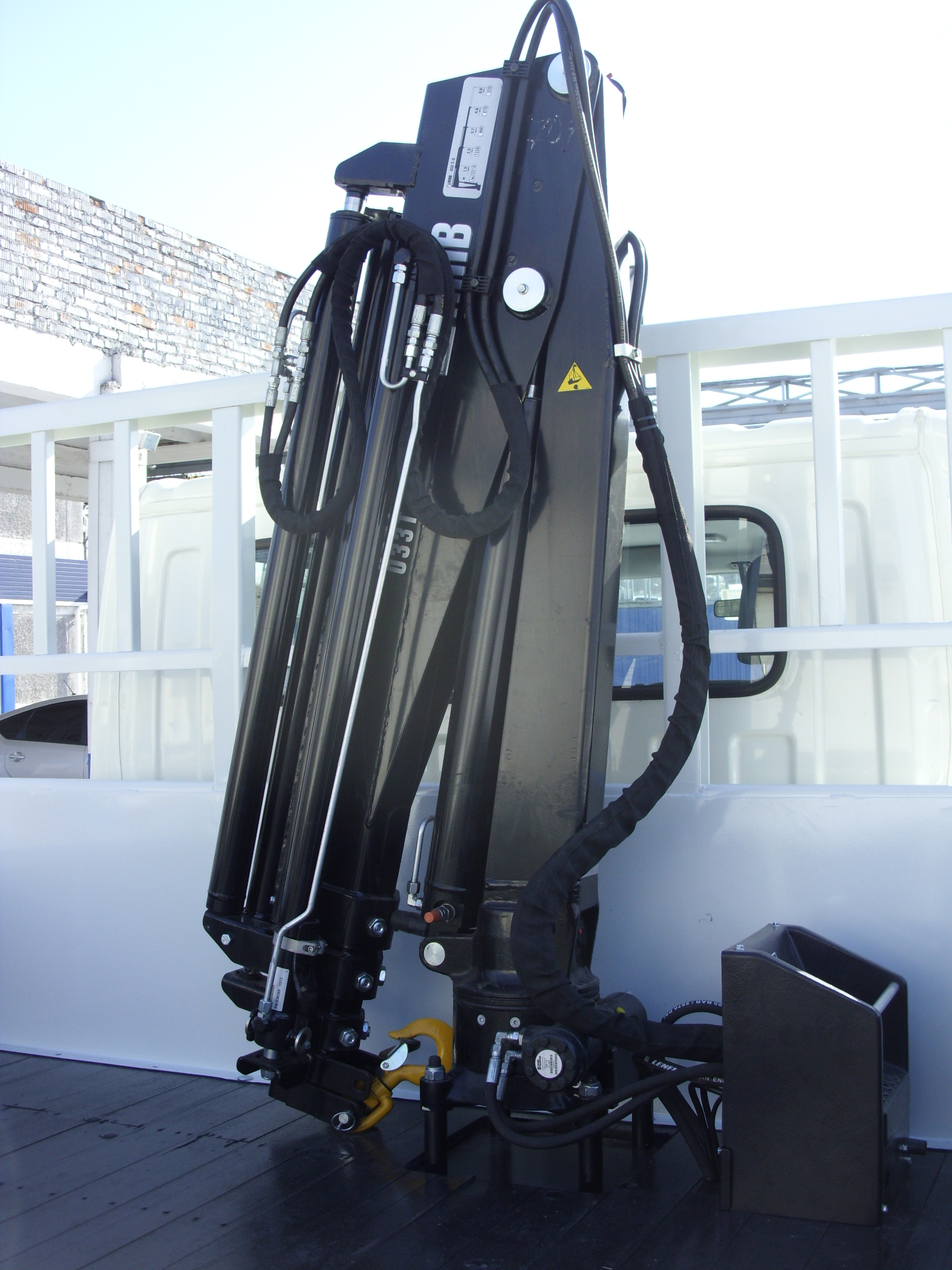 HINO с двойной кабиной для компании «Роснефть»