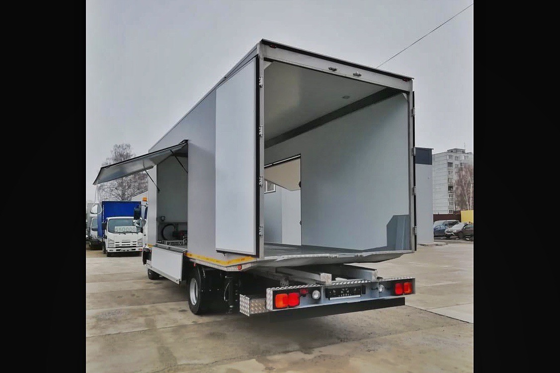 HINO 500 GD8JMUG для перевозки коллекционных автомобилей